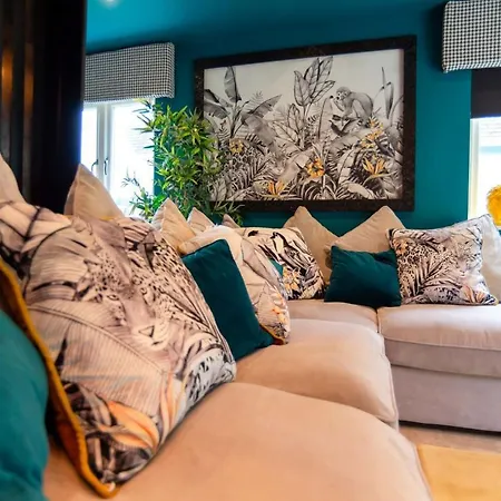Luxurious Cosy And Contemporary 4 Bedroom - Trewhiddle V3 St Austell