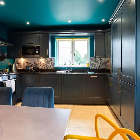 Luxurious Cosy And Contemporary 4 Bedroom - Trewhiddle V3 St Austell